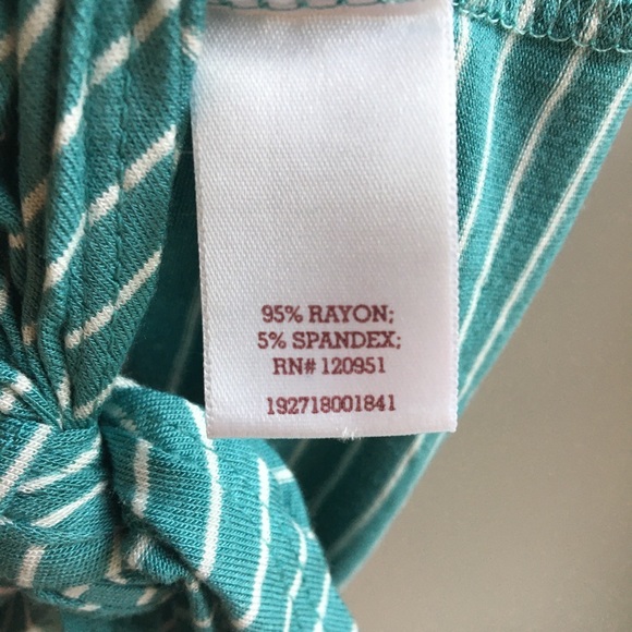 SO | brand new knotted relaxed tee - Picture 7 of 9